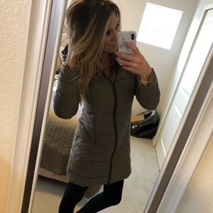 American Eagle mocha long puffer coat